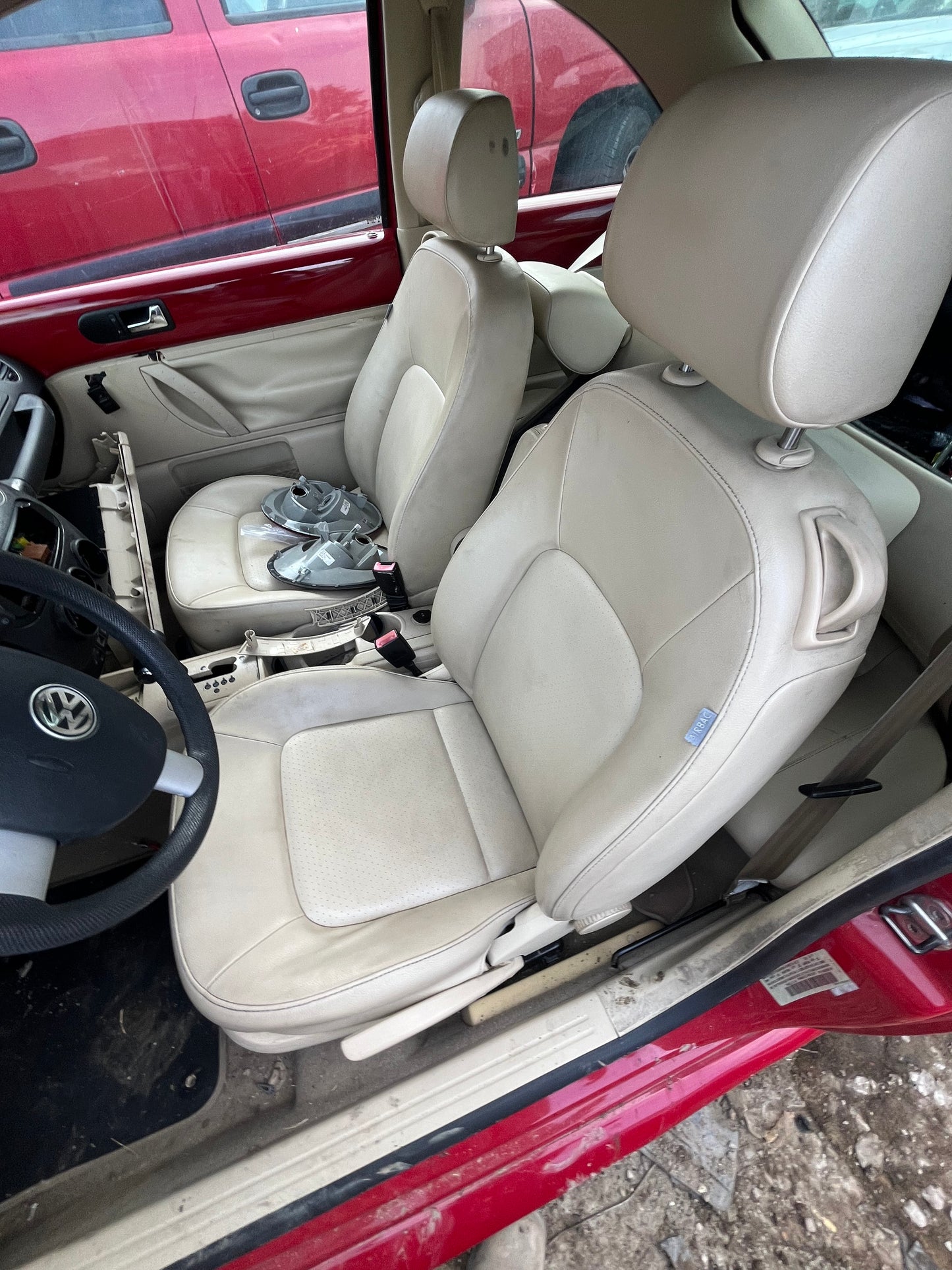 2007 VOLKSWAGEN BEETLE - STOCK #M19235