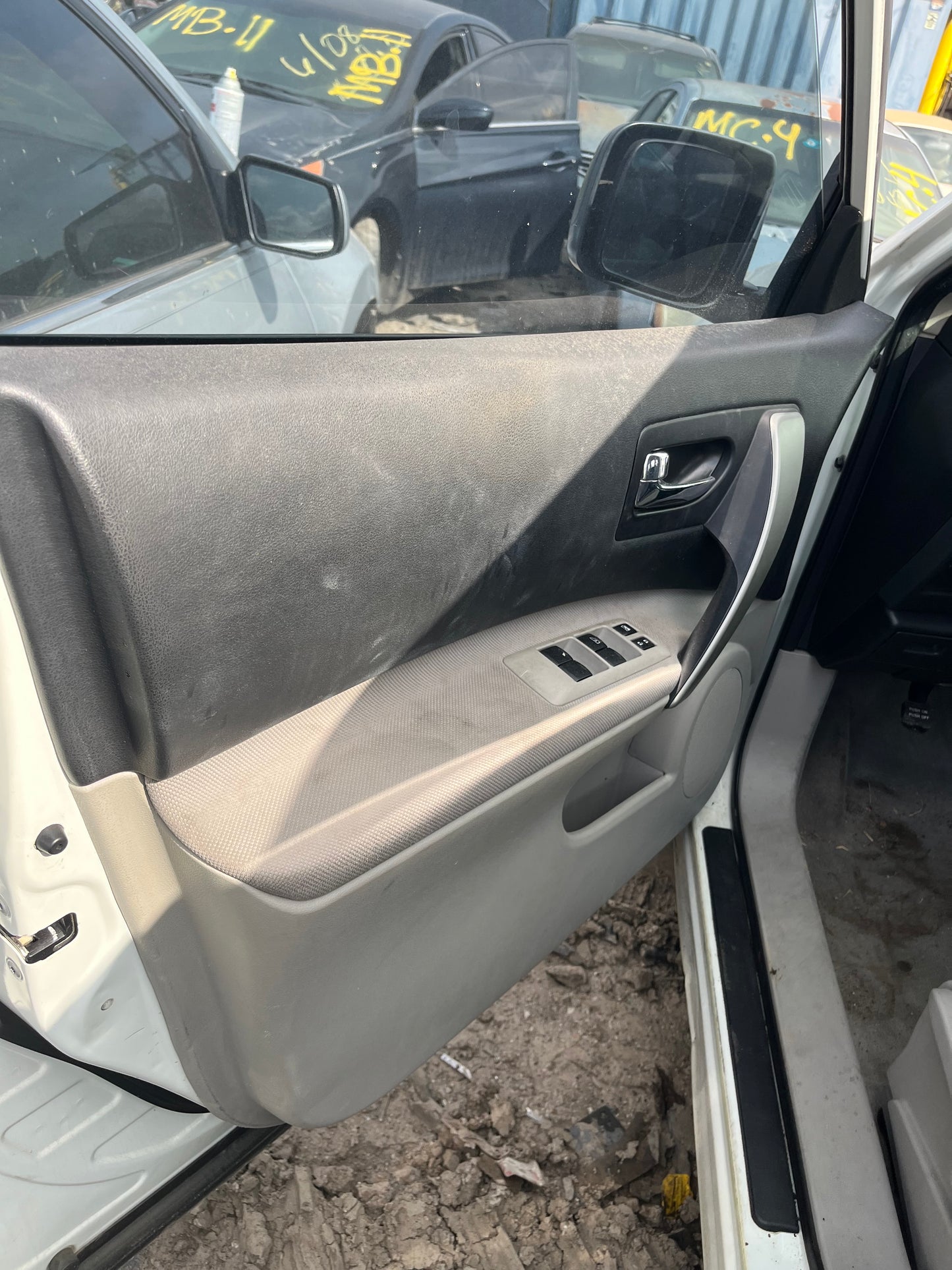 2014-2016 Nissan Rogue - Stock #: M19253