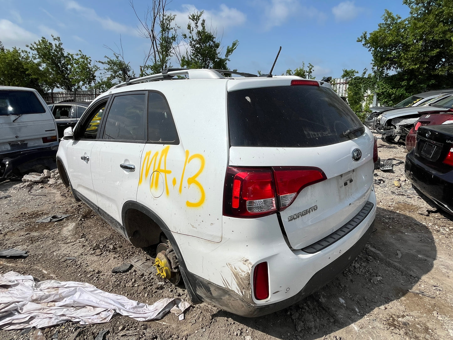 2011-2015 KIA SORENTO - PARTING OUT - MA-13STOCK #M19203
