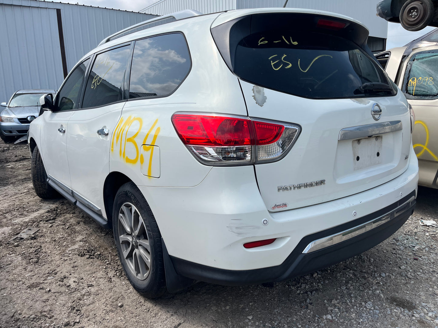 2013-2016 Nissan Pathfinder - Stock #: M19214