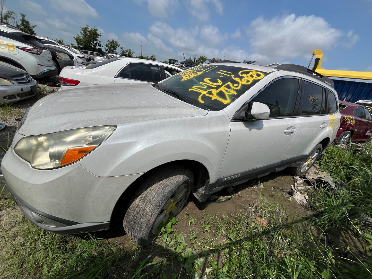 2010-2014 SUBARU LEGACY - MC-11 - PARTING OUT- #M19241