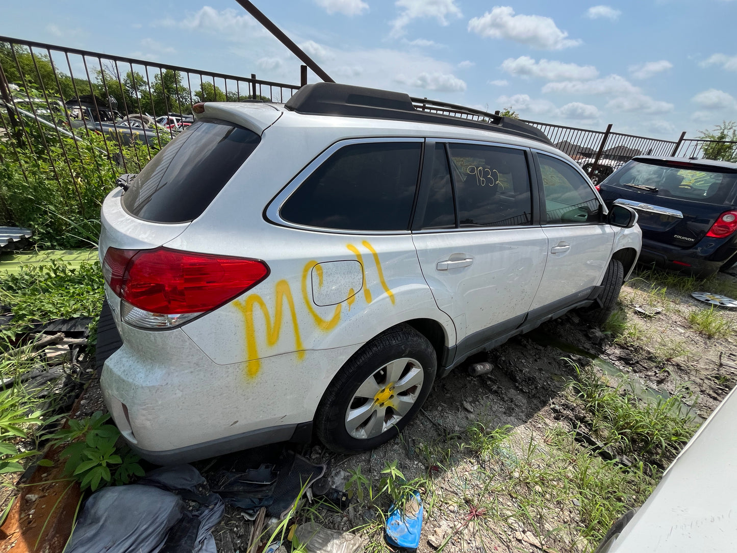 2010-2014 SUBARU LEGACY - MC-11 - PARTING OUT- #M19241