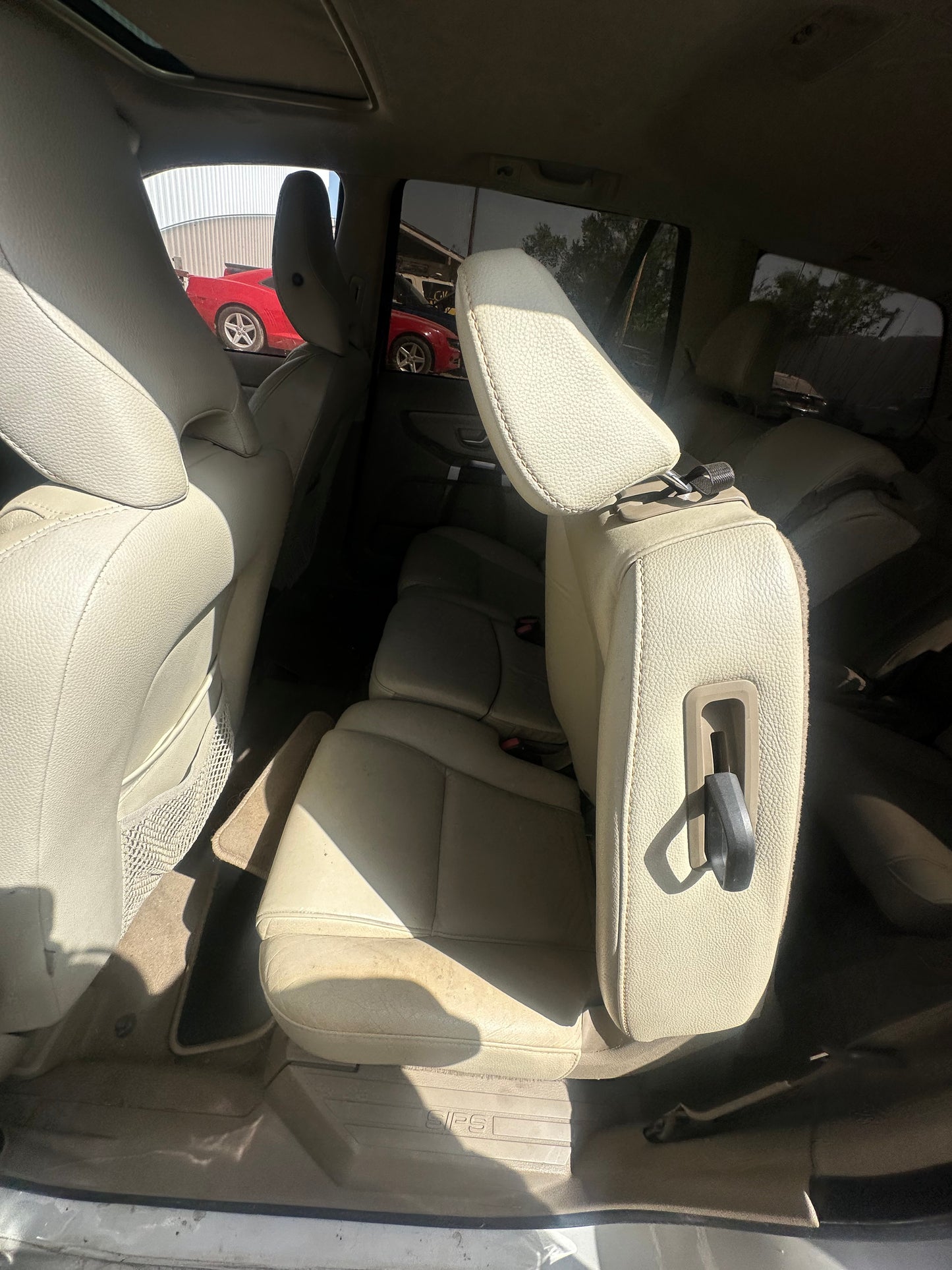 2011 Volvo XC90 - Stock #: M19290 - ME-20