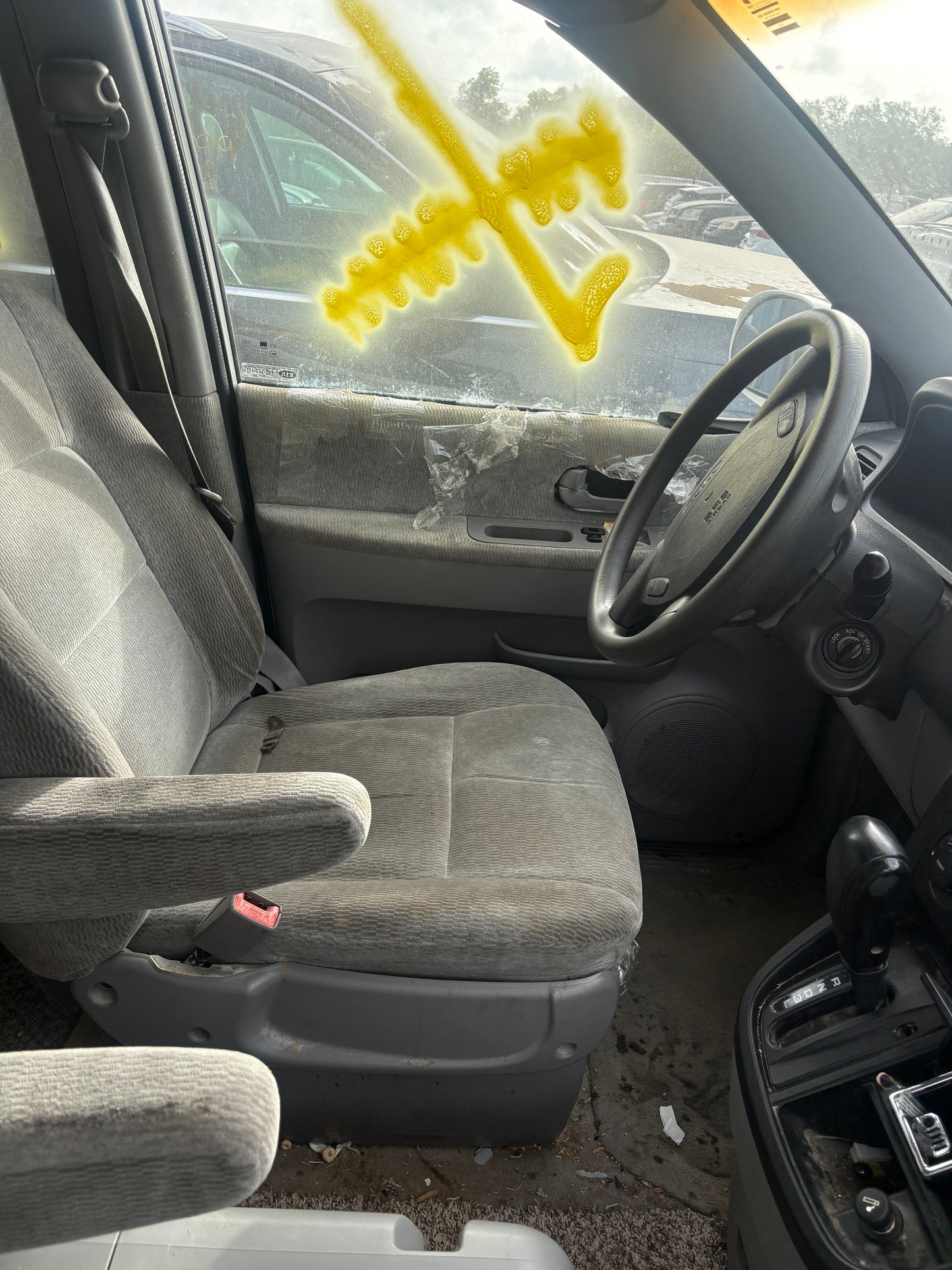 2002-2005 Kia Sedona - Stock #: M19311