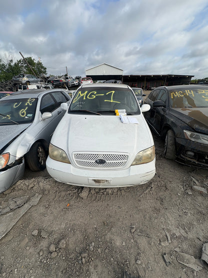 2002-2005 Kia Sedona - Stock #: M19311