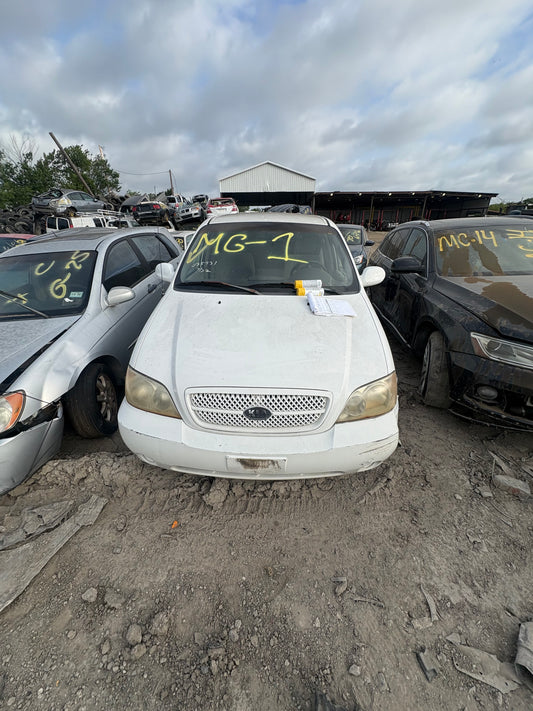 2002-2005 Kia Sedona - Stock #: M19311