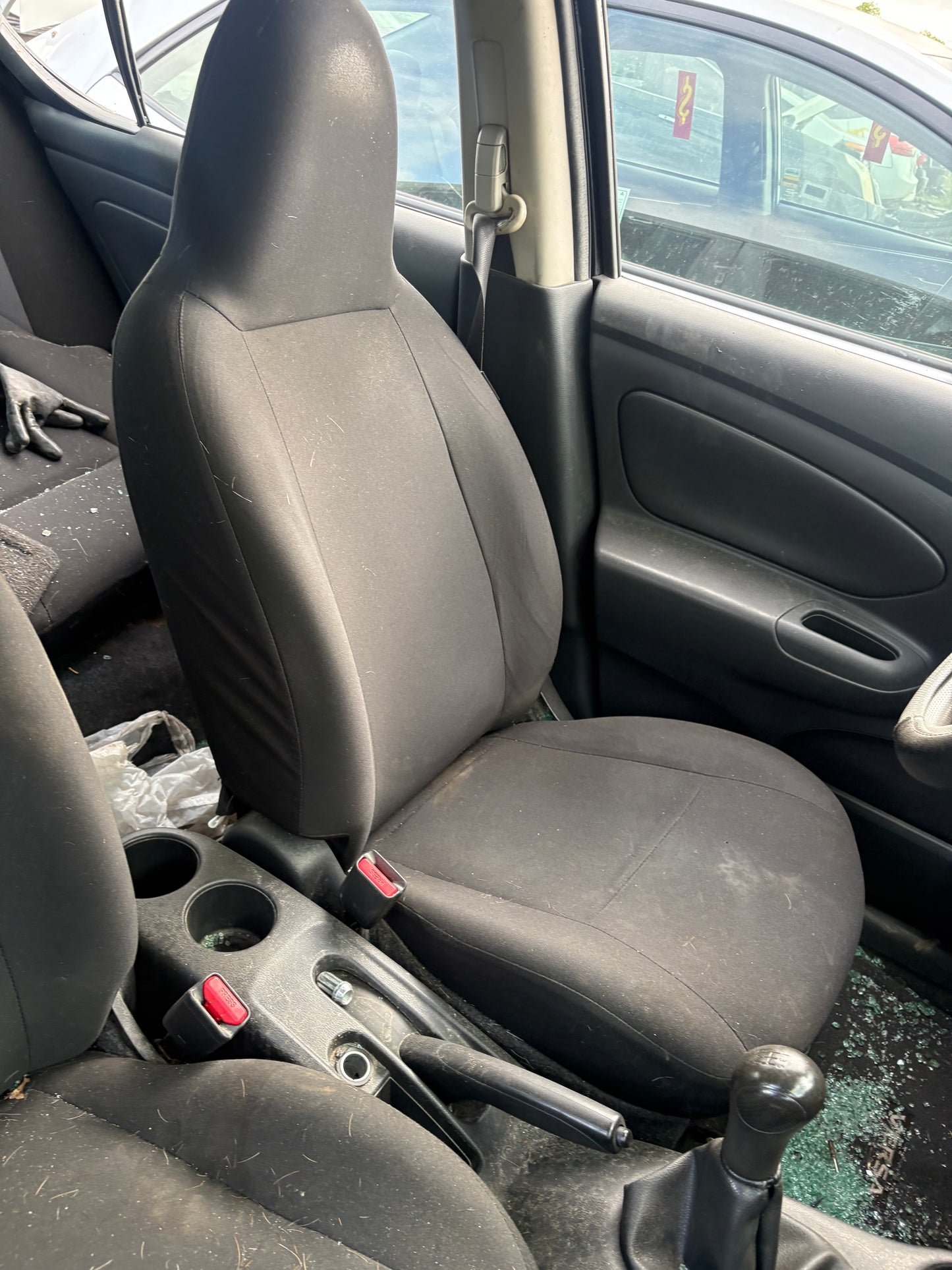 2014 Nissan Versa - Stock #: M19306 - MF-16