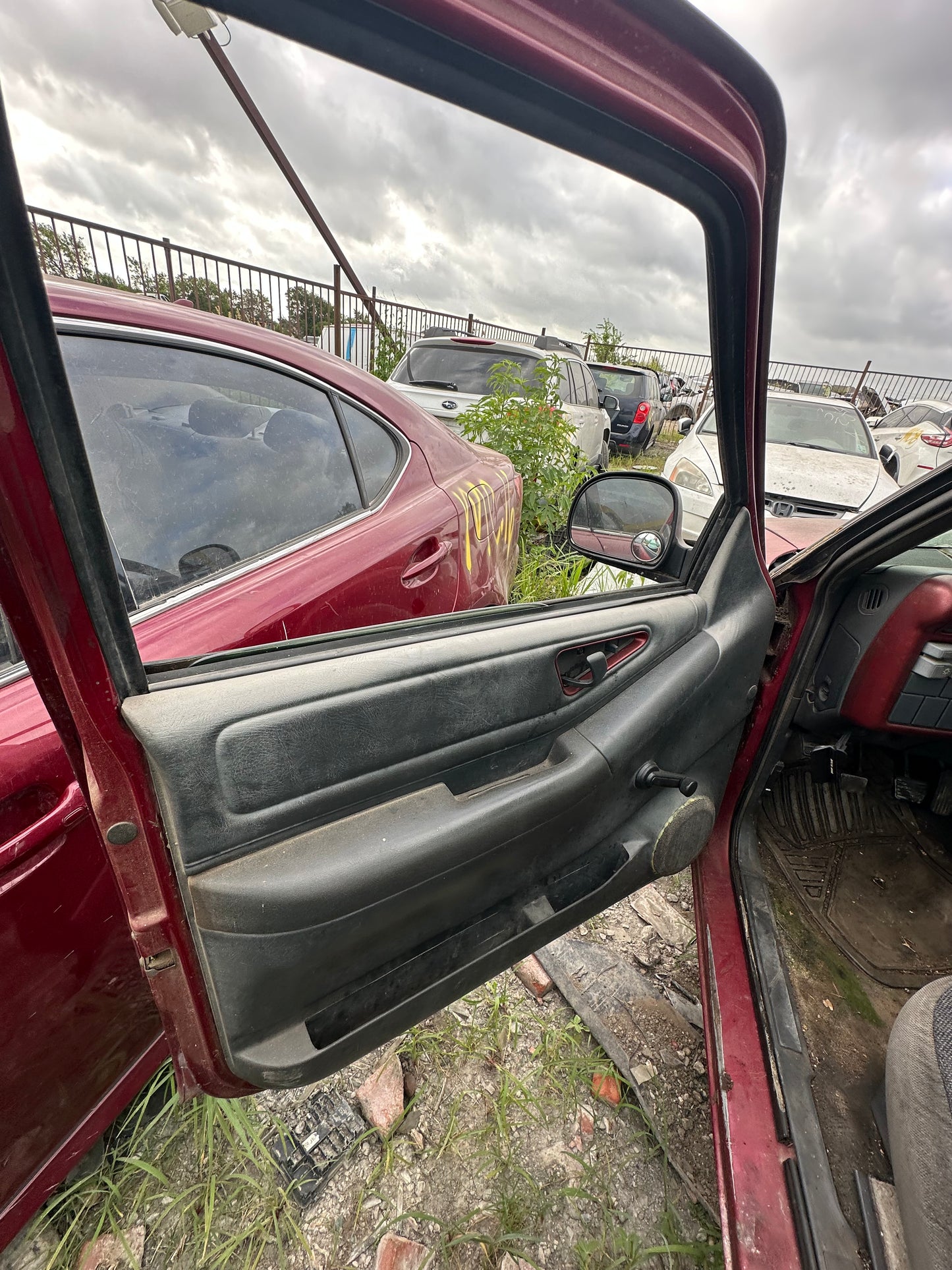 1995-1996 CHEVROLET S10 - PARTING OUT-MG-10 - Stock #:M19320