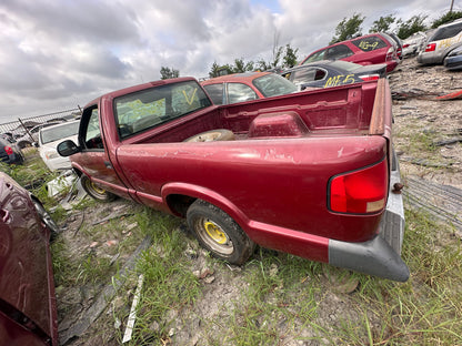 1995-1996 CHEVROLET S10 - PARTING OUT-MG-10 - Stock #:M19320