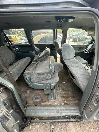 1999-2004 HONDA ODYSSEY  - PARTING OUT-MG- 8- Stock #:M19318
