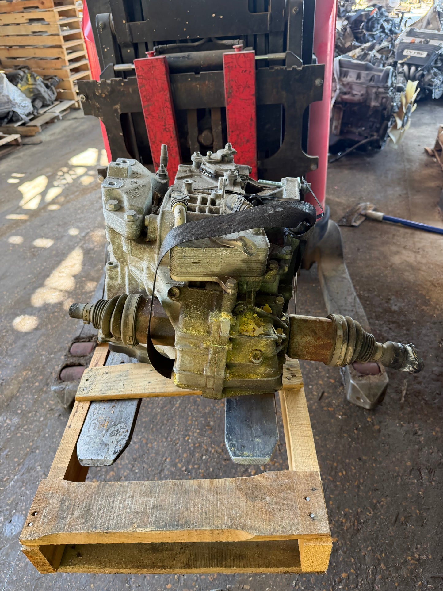 2014-2017 VOLKSWAGEN JETTA- AUTOMATIC TRANSMISSION -#M19240