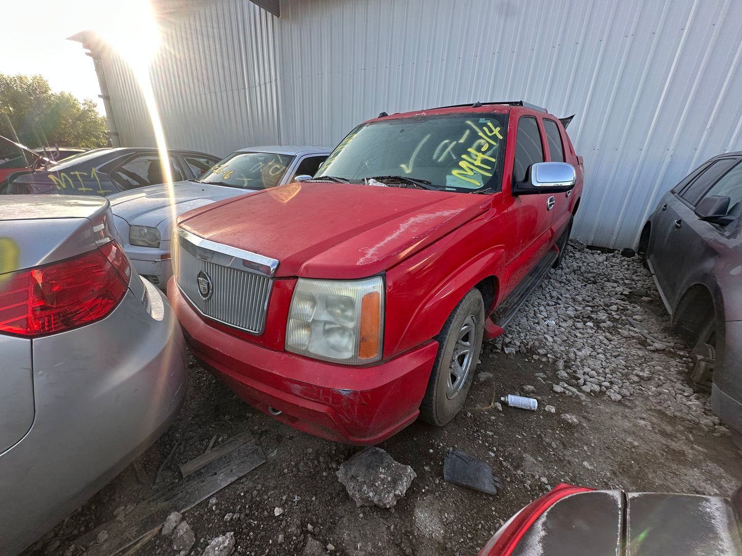 2002-2006 Cadillac Escalade - Stock #: M19344