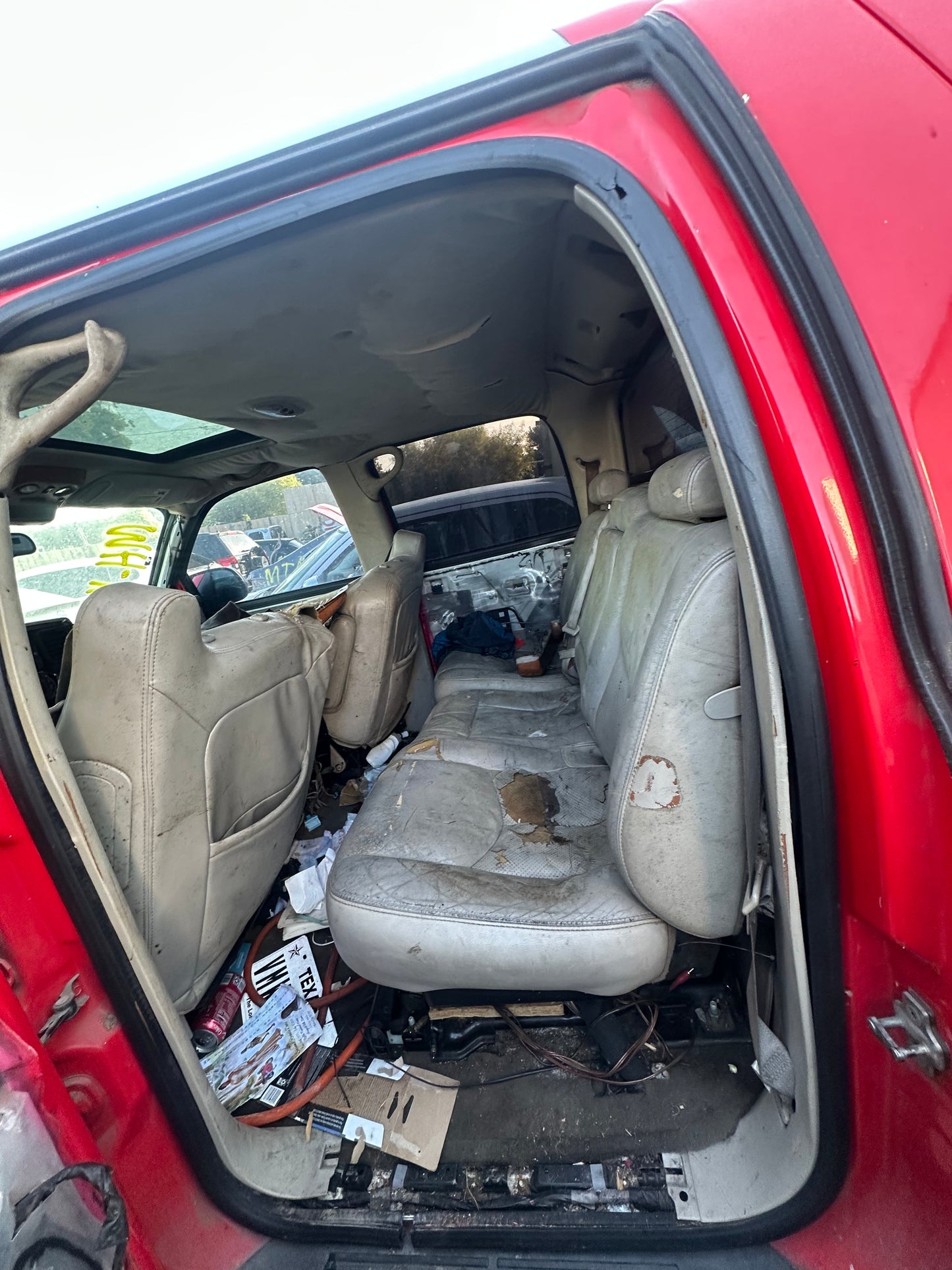 2002-2006 Cadillac Escalade - Stock #: M19344