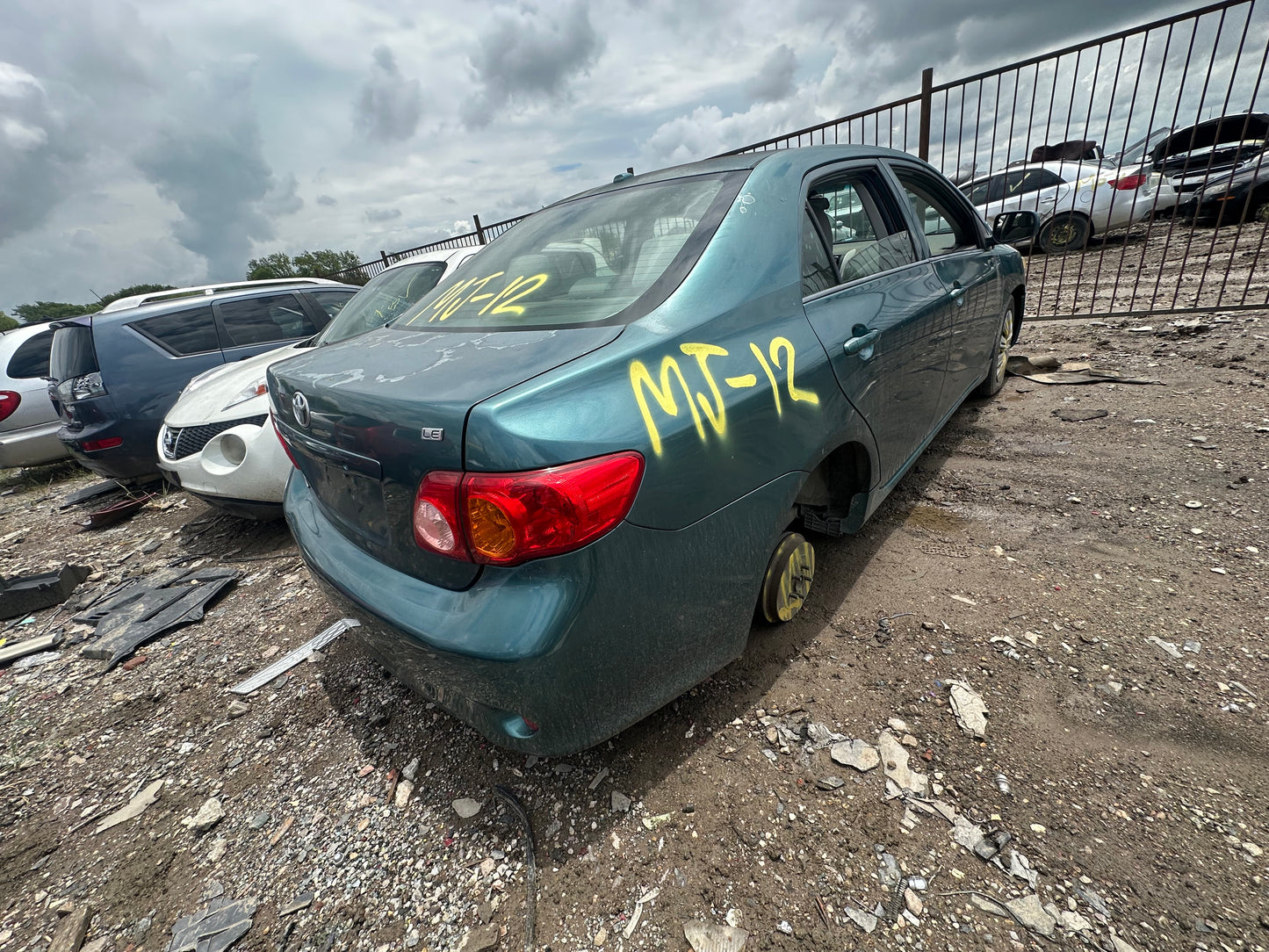 2009-2014 TOYOTA COROLLA - PARTING OUT-MJ-12 - Stock #:M19382