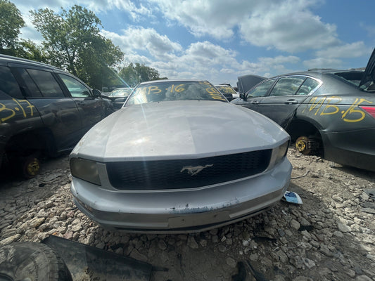 2005 Ford Mustang - Stock #: M19226 - MB-16