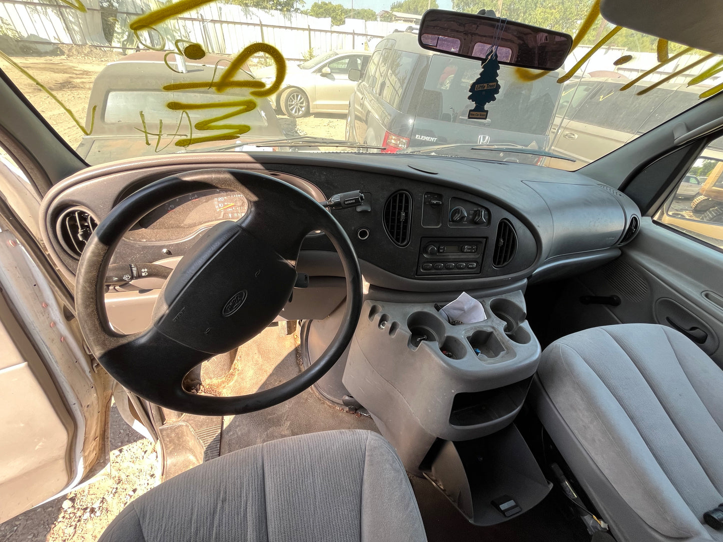2001 Ford E350 - Stock #:  - M19506 - MP-16