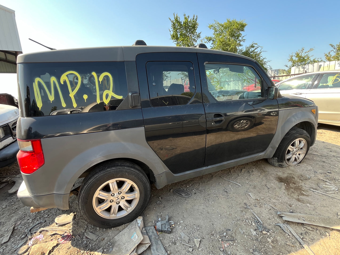 2004 Honda Element - Stock #: - M19502 - MP-12