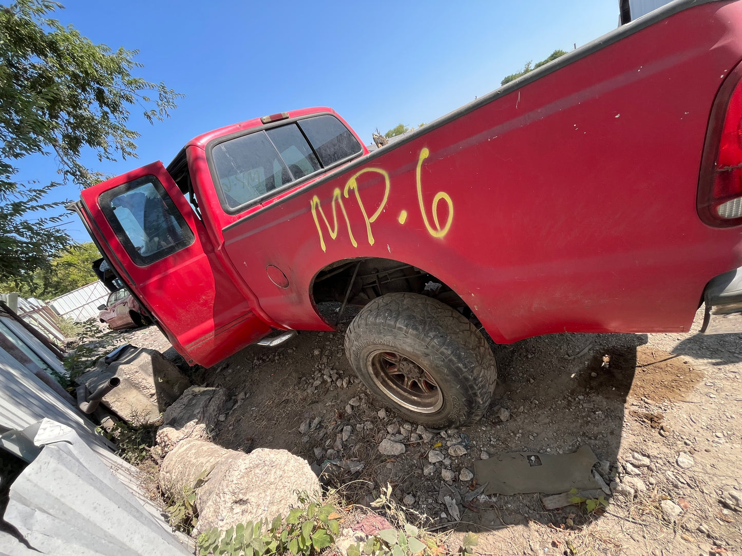 1999-2004 Ford F250 - Stock #: M19496