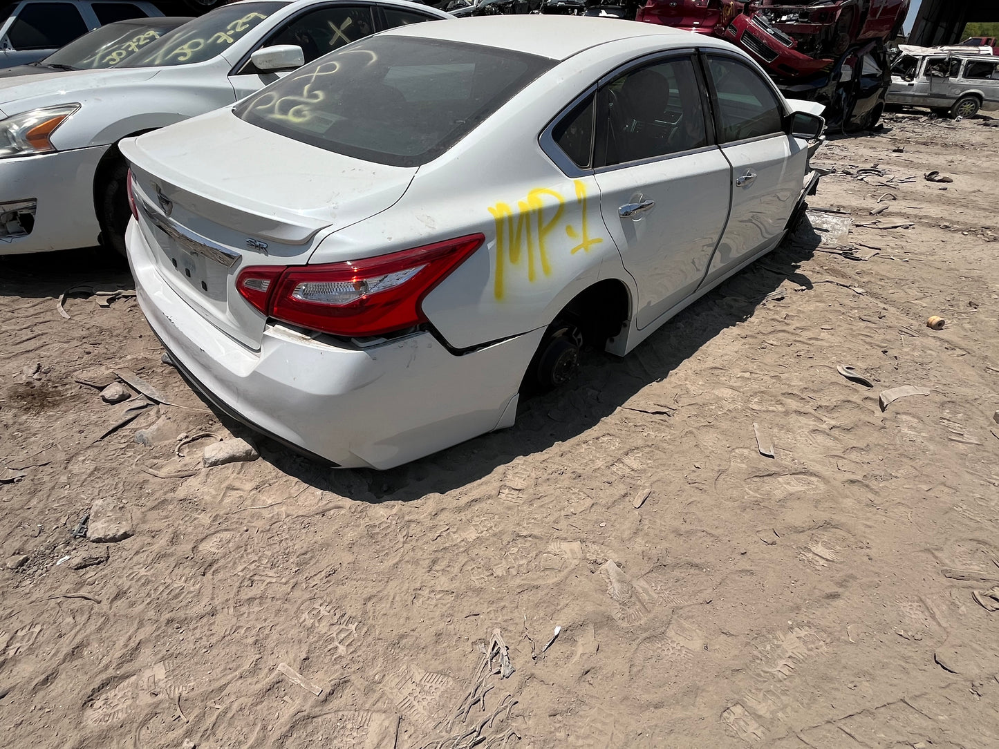 2016-2018 Nissan Altima - Stock #: M19491
