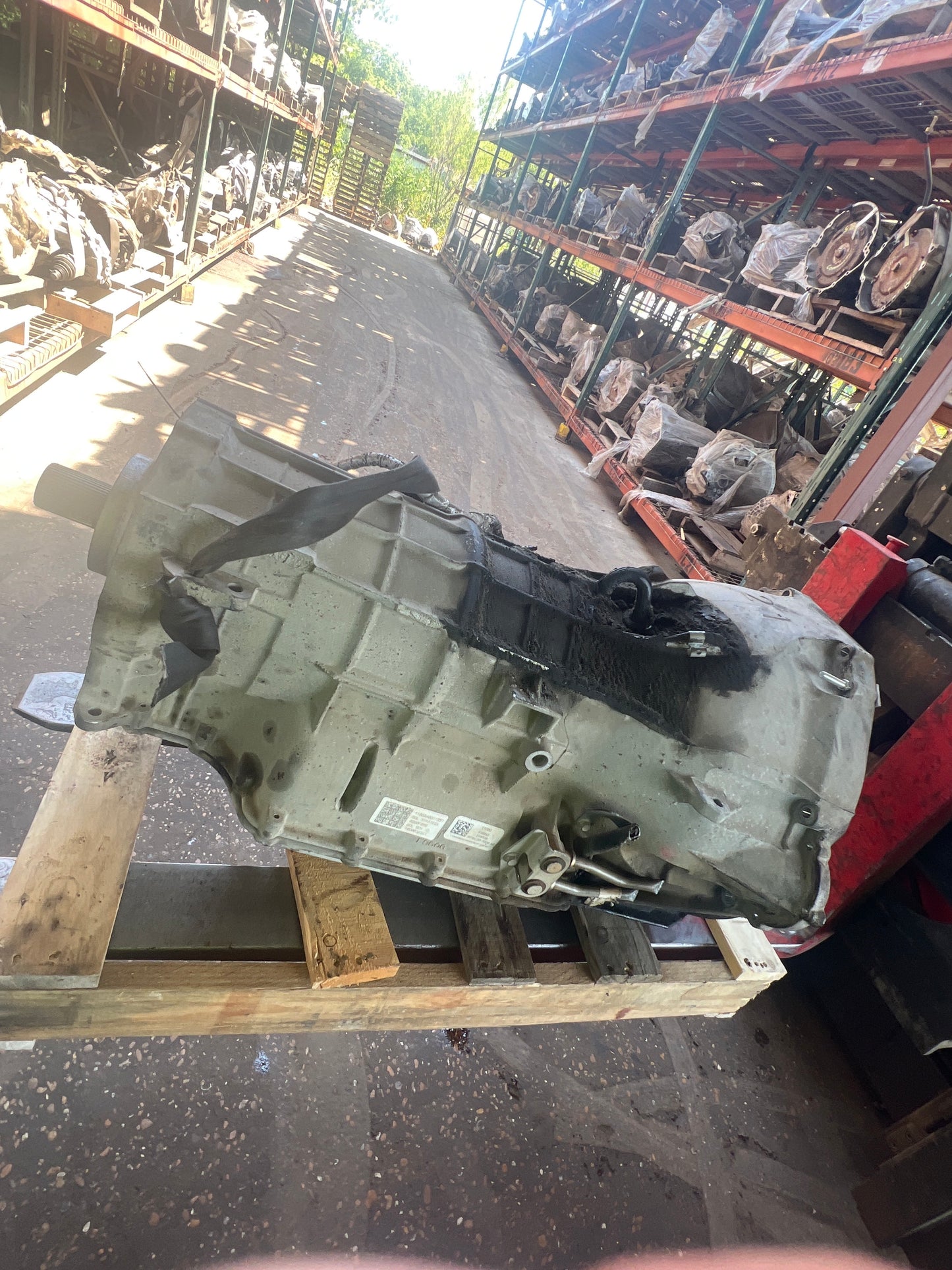 2011 FORD F250 - AUTOMATIC TRANSMISSION -#M19471
