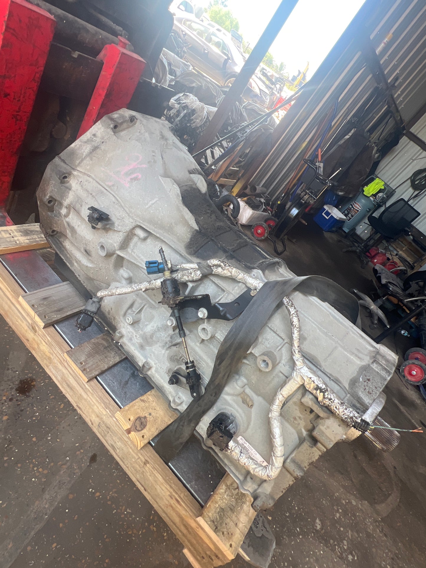 2011 FORD F250 - AUTOMATIC TRANSMISSION -#M19471